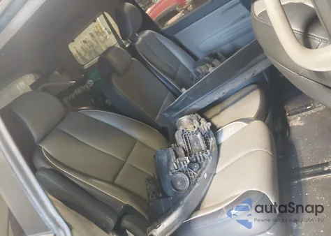 2017 Kia Sedona Lx z USA, uszkodzony, nr VIN KNDMB5C16H6326956